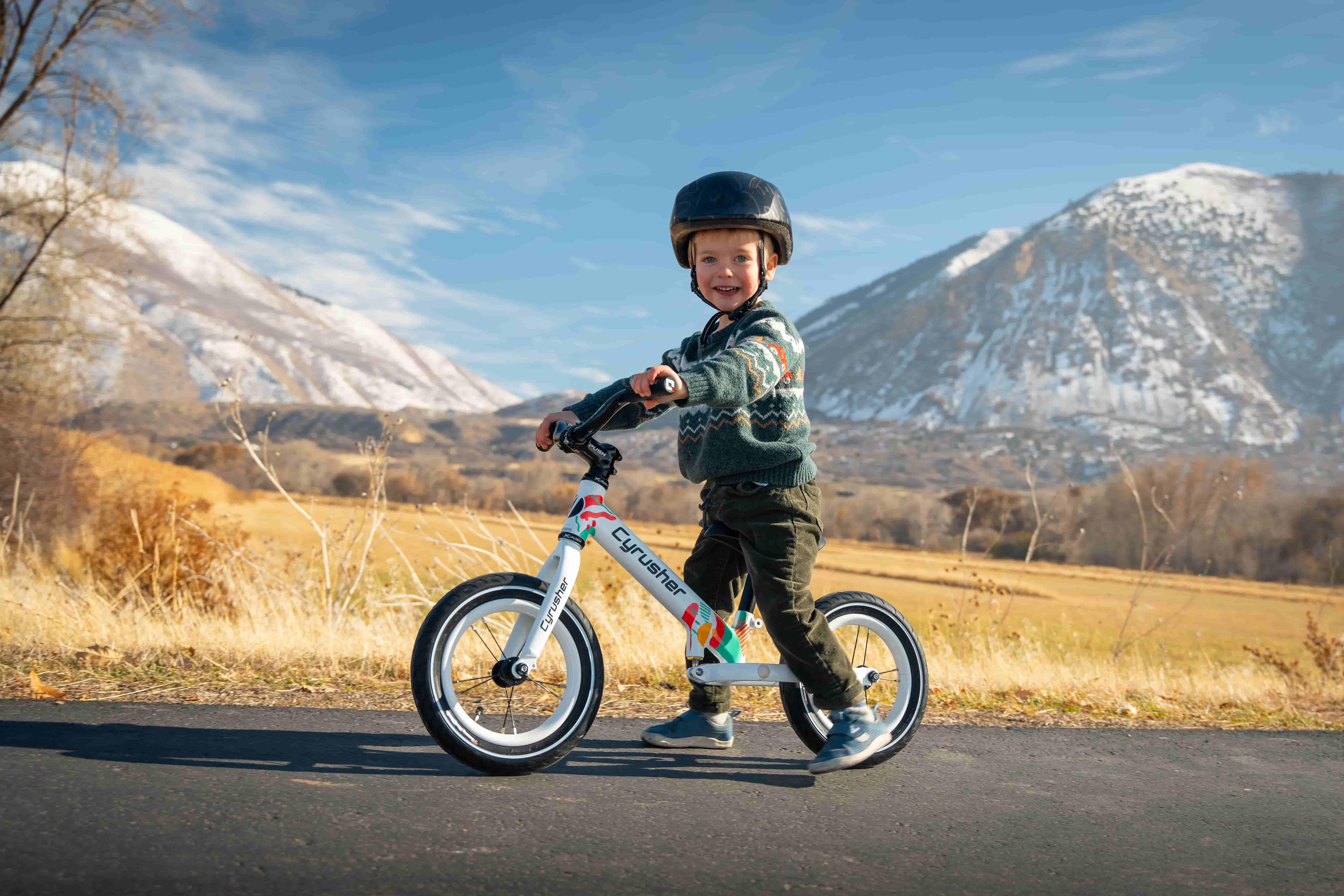 Jumpers I Lightweight Sporting Kids Balance Bike With Suspension Frame - Image 7