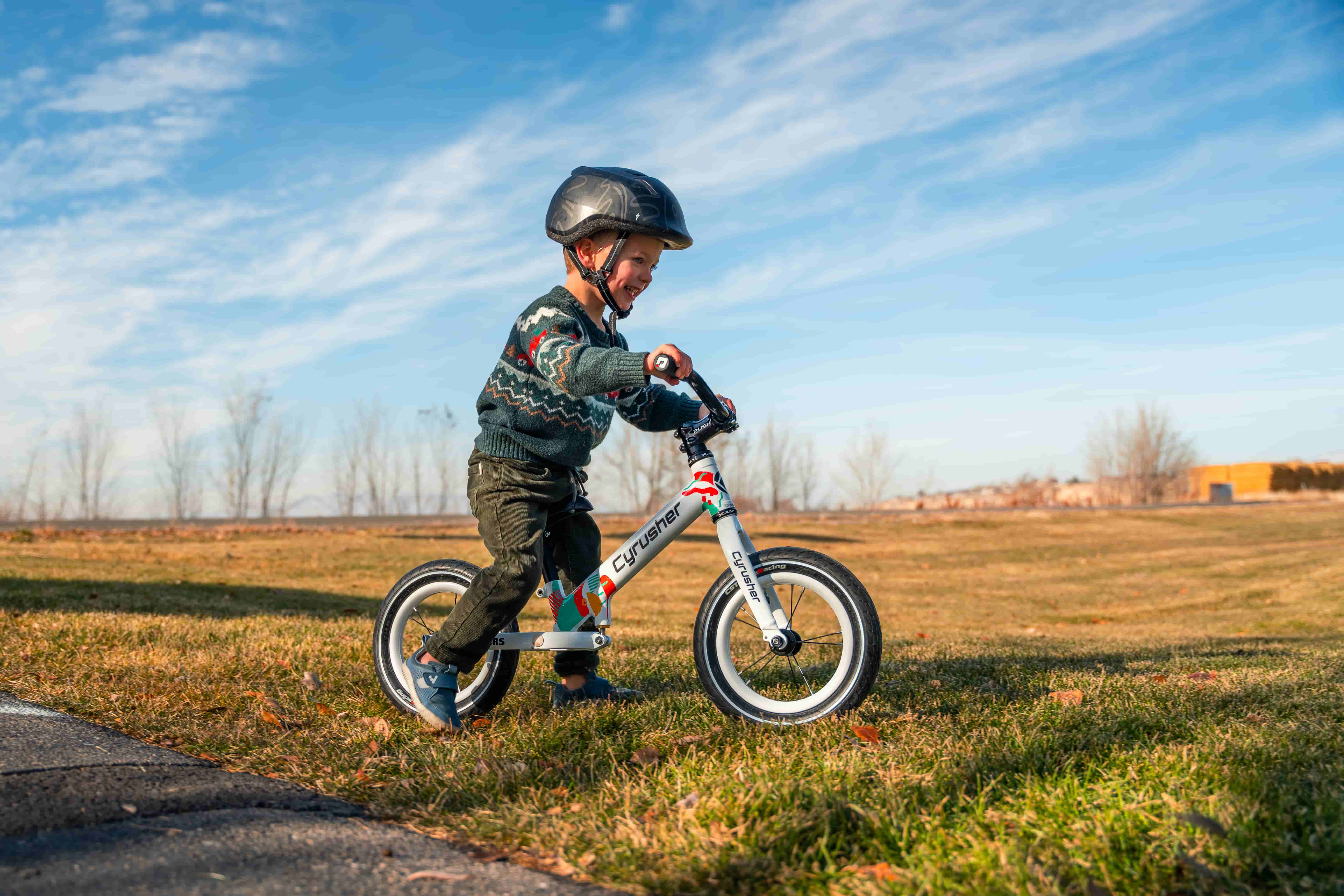 Jumpers I Lightweight Sporting Kids Balance Bike With Suspension Frame - Image 8