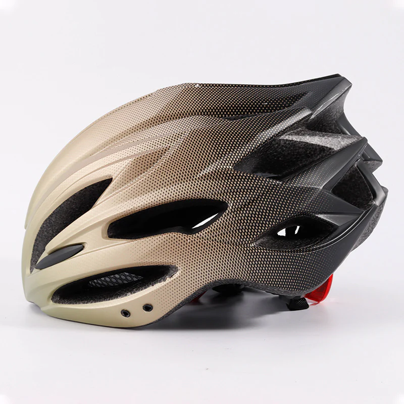 Off Road Riding Helmet - Image 5